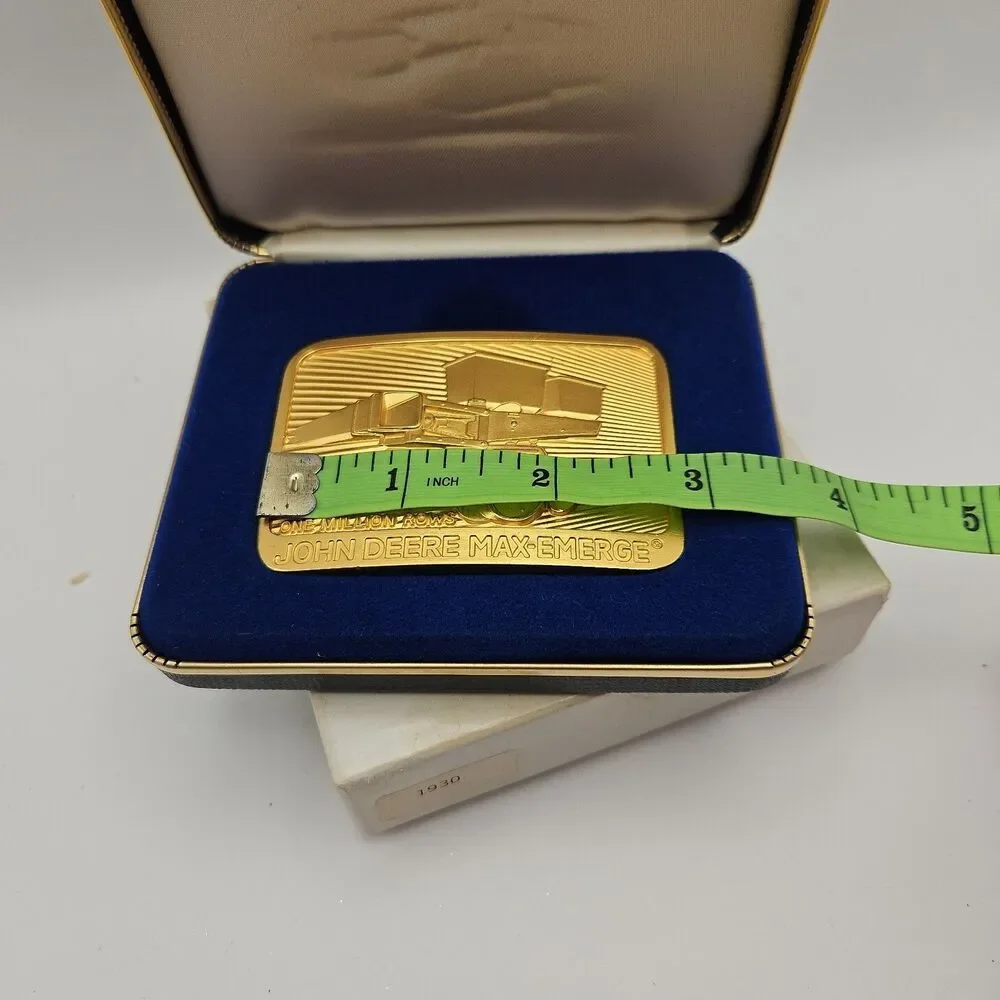 1984 John Deere Max-Emerge ONE MILLION ROWS Planter Belt Buckle 1930